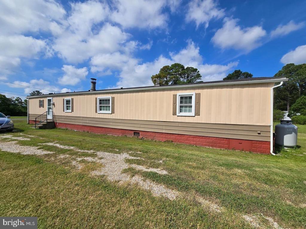 Peach St, Crisfield, MD 21817