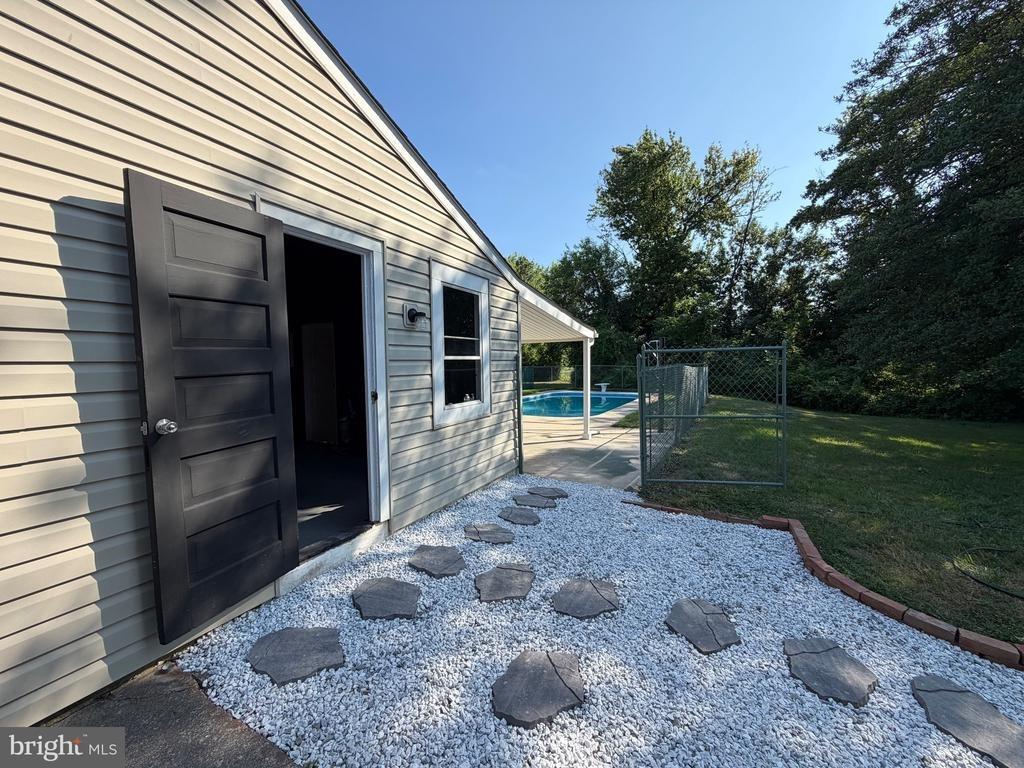 Butts Ave, Bordentown, NJ 08505