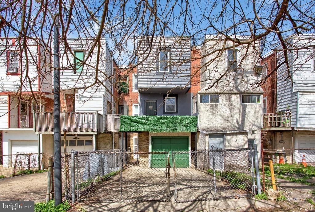 E Tulpehocken St, Philadelphia, PA 19144