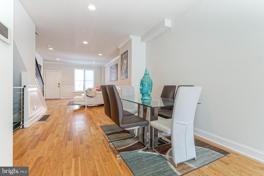 Ellsworth St, Philadelphia, PA 19146