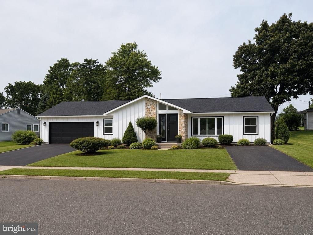 Parkway Dr, Fairless Hills, PA 19030