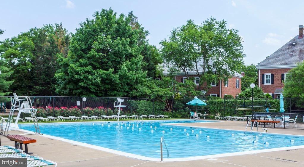 S Stafford St, Arlington, VA 22206