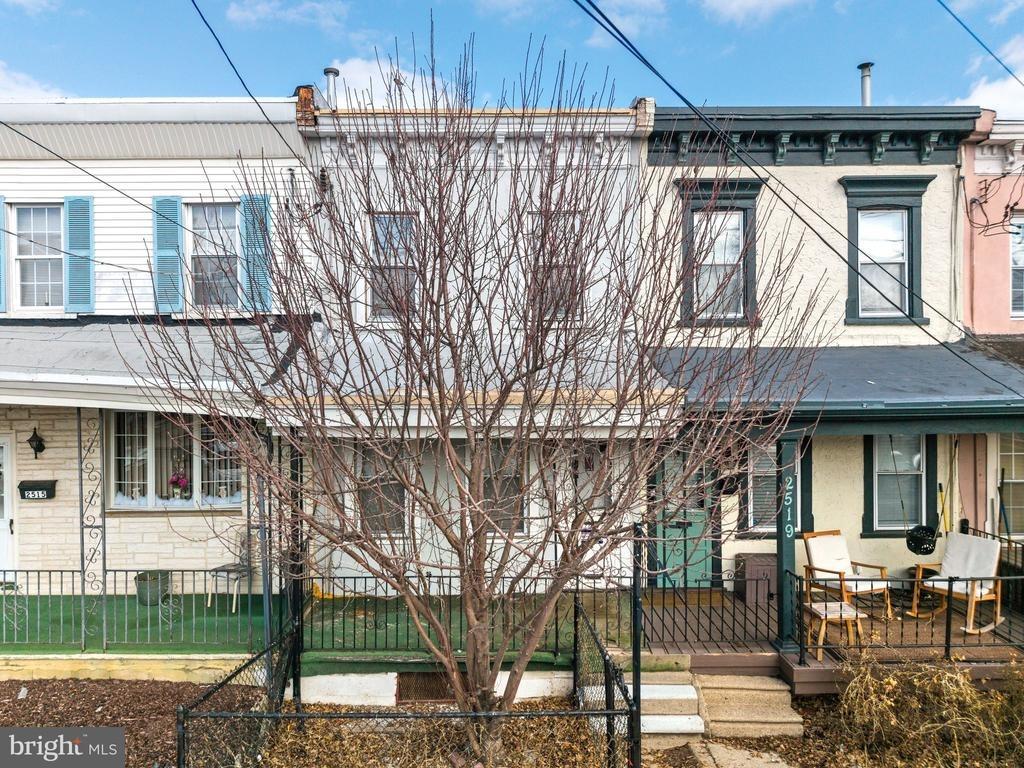 E York St, Philadelphia, PA 19125