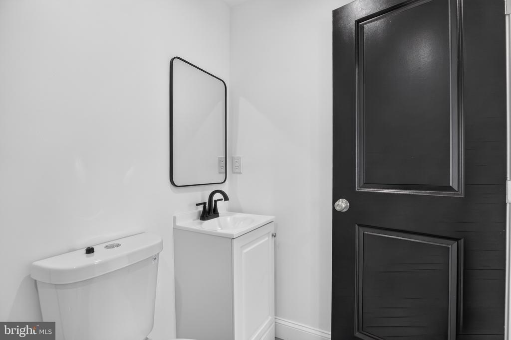 Woodbrook Ave, Baltimore, MD 21217