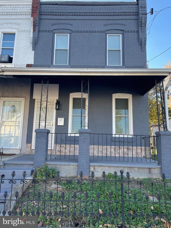 Parker St, Chester, PA 19013