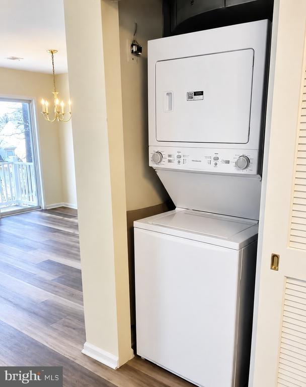 Pine Valley Ct, Little Egg Harbor Twp, NJ 08087