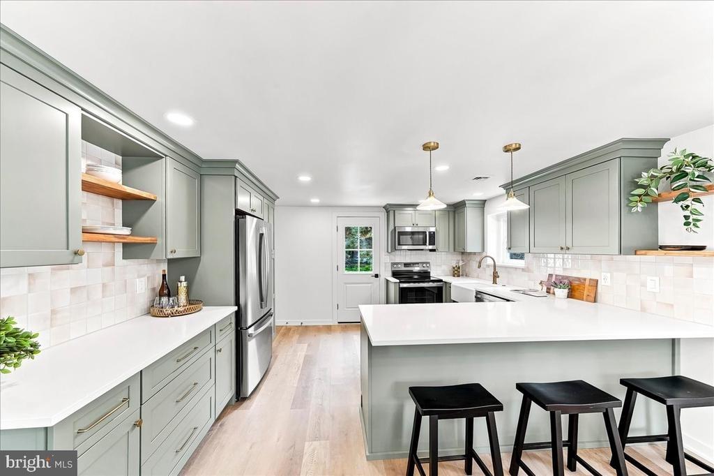 S Sproul Rd, Broomall, PA 19008