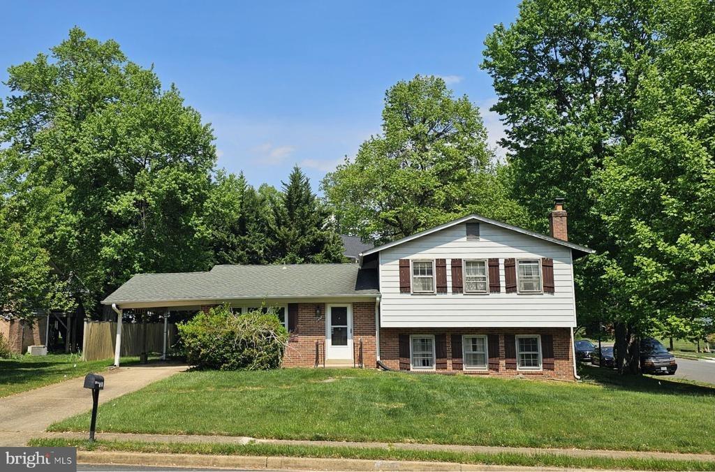 Carole Ct Se, Vienna, VA 22180
