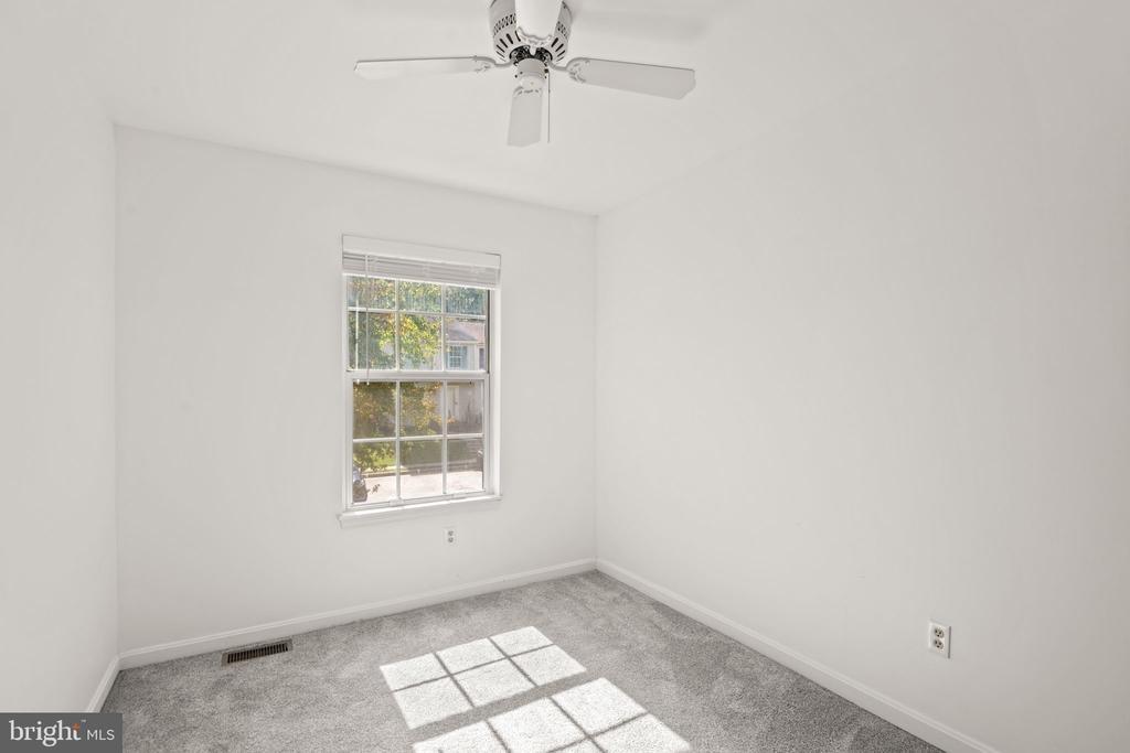 Hardwood Dr, Rosedale, MD 21237