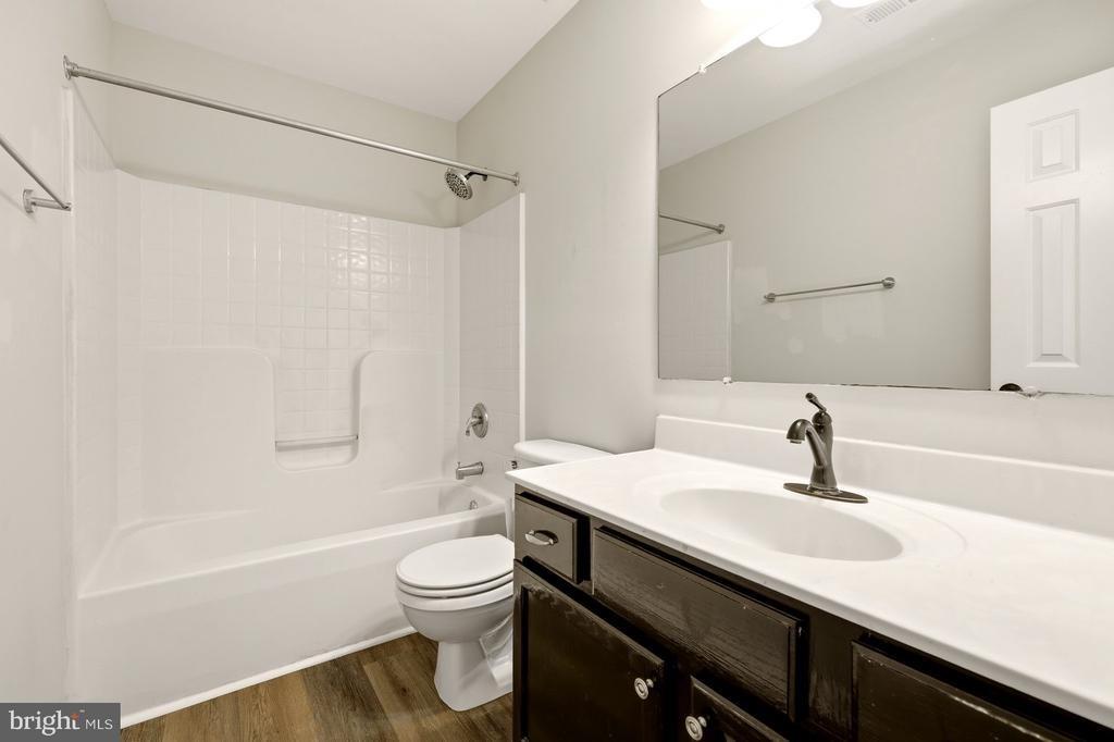Basalt Dr, Fredericksburg, VA 22406