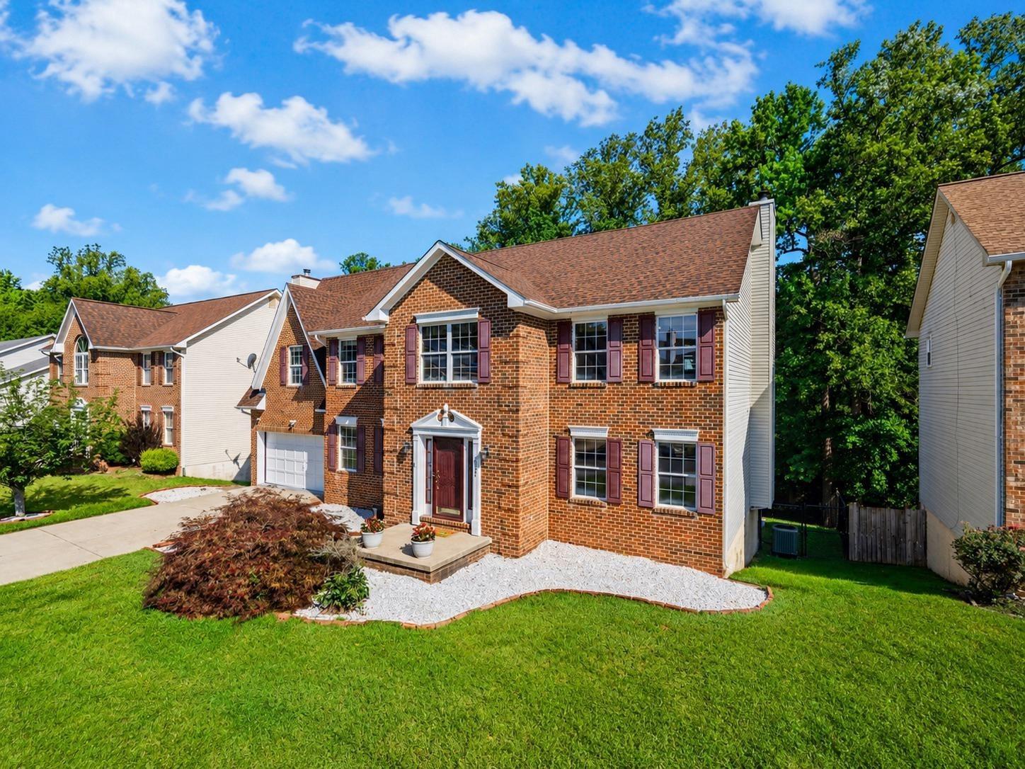 Bost Ln, Clinton, MD 20735