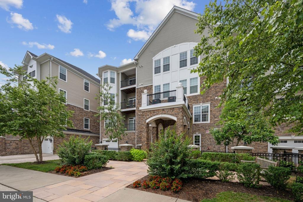 Quarry View Ct, Reisterstown, MD 21136