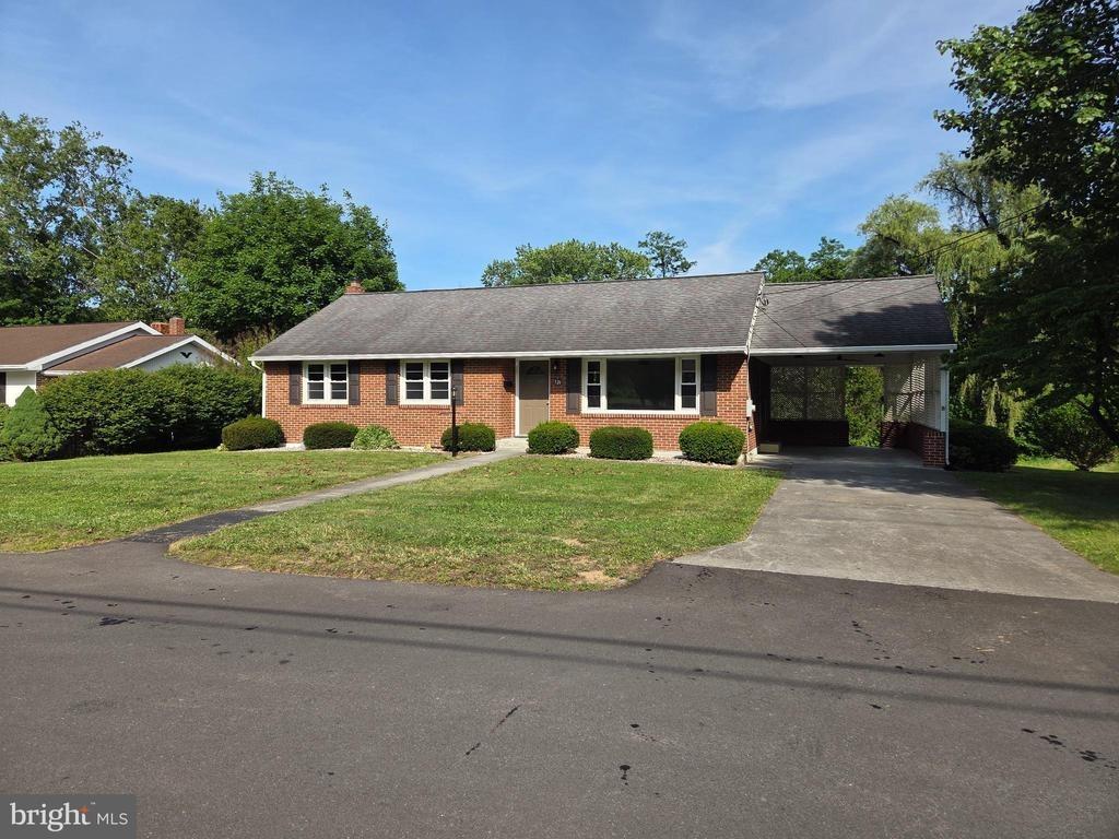 School St, Romney, WV 26757