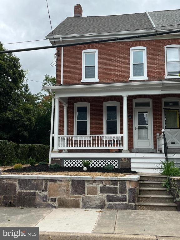 Jefferson St, East Greenville, PA 18041