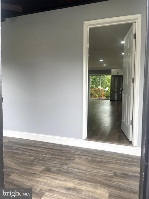 Midwood Ave, Baltimore, MD 21212