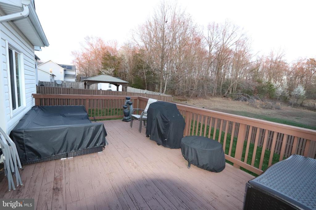 Rolling Meadows St, Waldorf, MD 20601