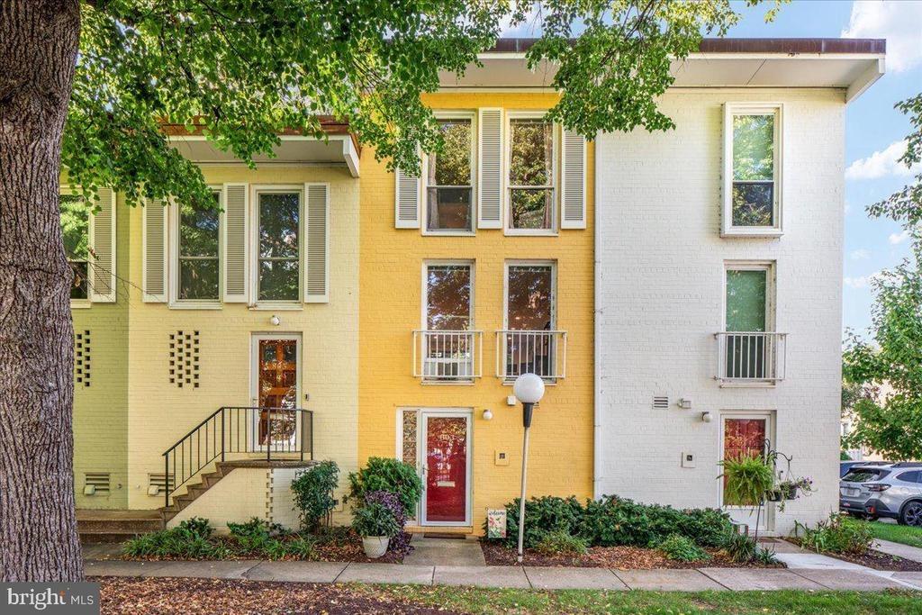 Delaware Ave Sw, Washington, DC 20024