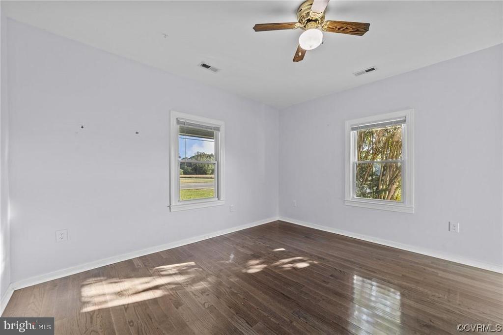E Patrick Henry Rd, Ashland, VA 23005