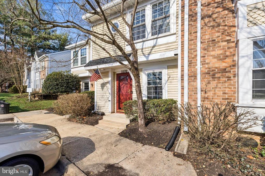 Lakeside View Dr, Falls Church, VA 22041