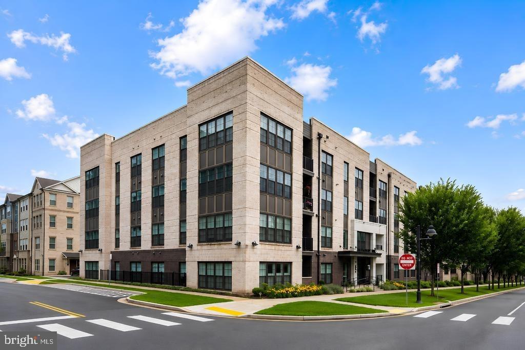 Decoverly Dr, Gaithersburg, MD 20878