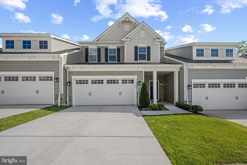 Town View Cir, New Windsor, MD 21776
