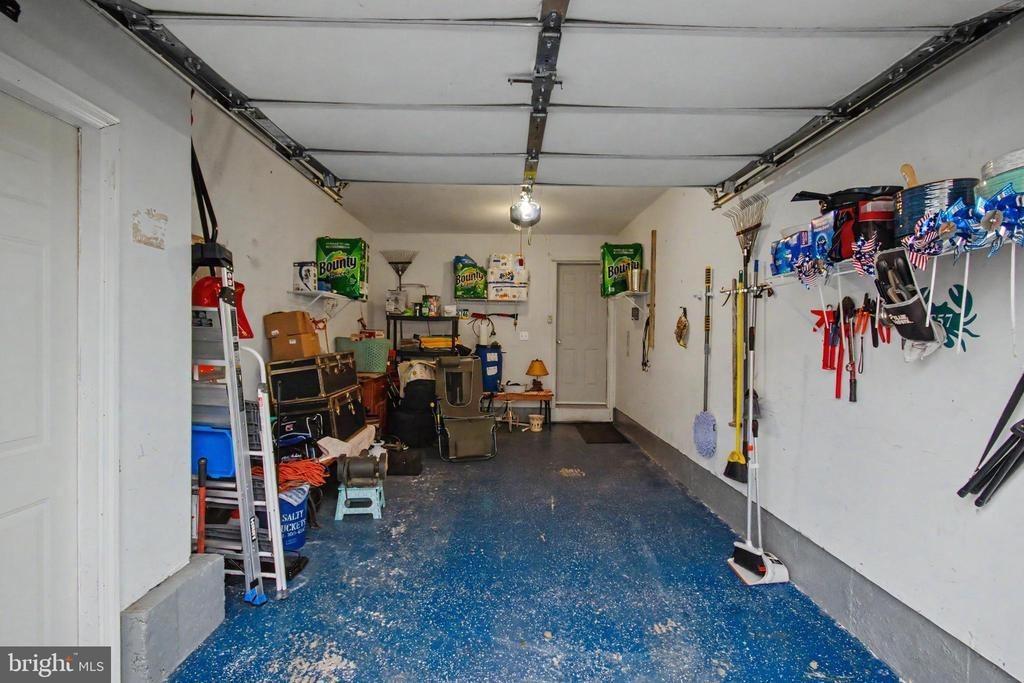 Morgan Hill Dr, Pennsburg, PA 18073