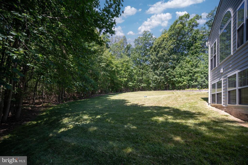 Gentle Breeze Cir, Fredericksburg, VA 22406