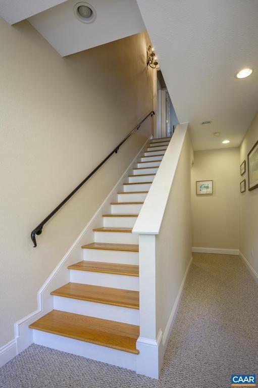 Boone Hill Dr, Lynchburg, VA 24503