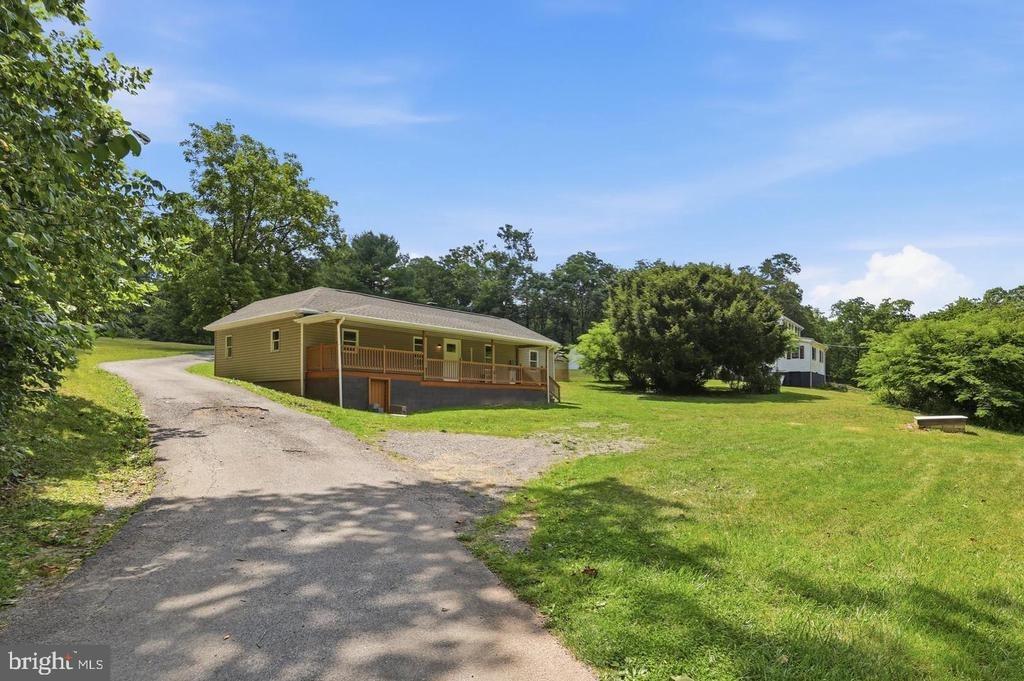 Seavolt Rd, Hancock, MD 21750