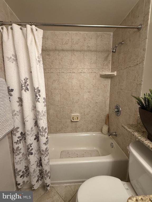 Fairmont Ave, Bethesda, MD 20814