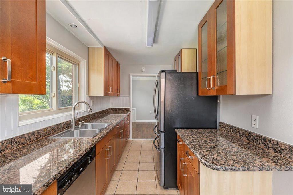 S Kings Hwy, Alexandria, VA 22306