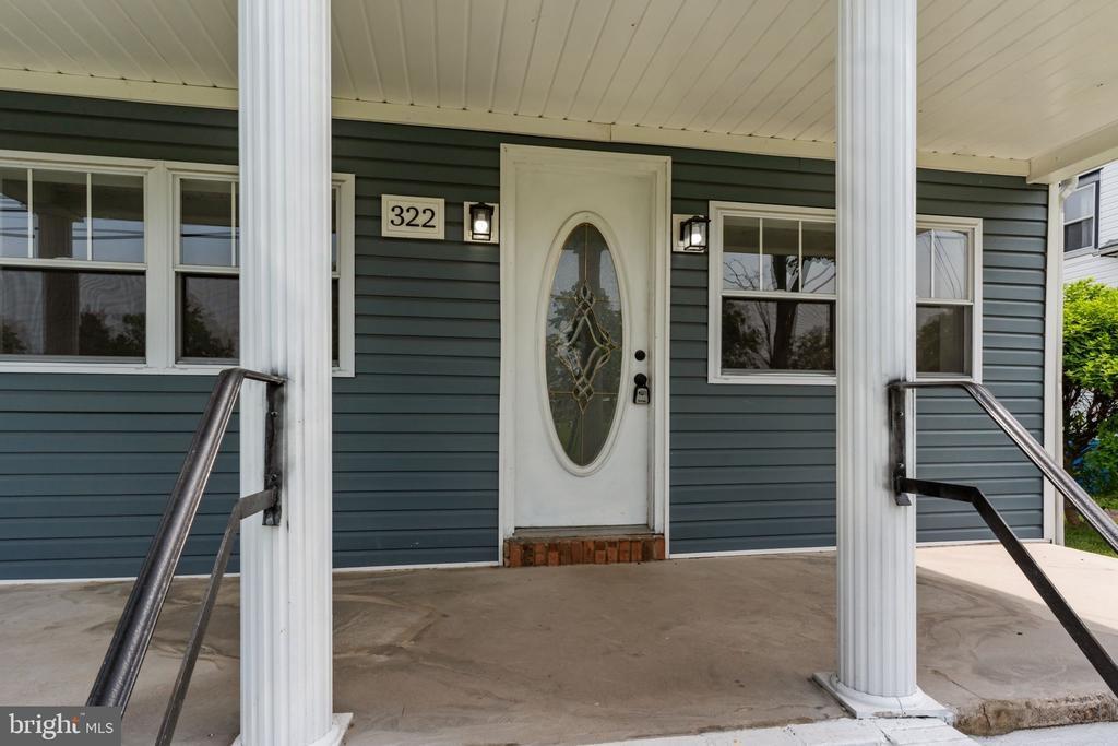 Newport Rd, Bristol, PA 19007