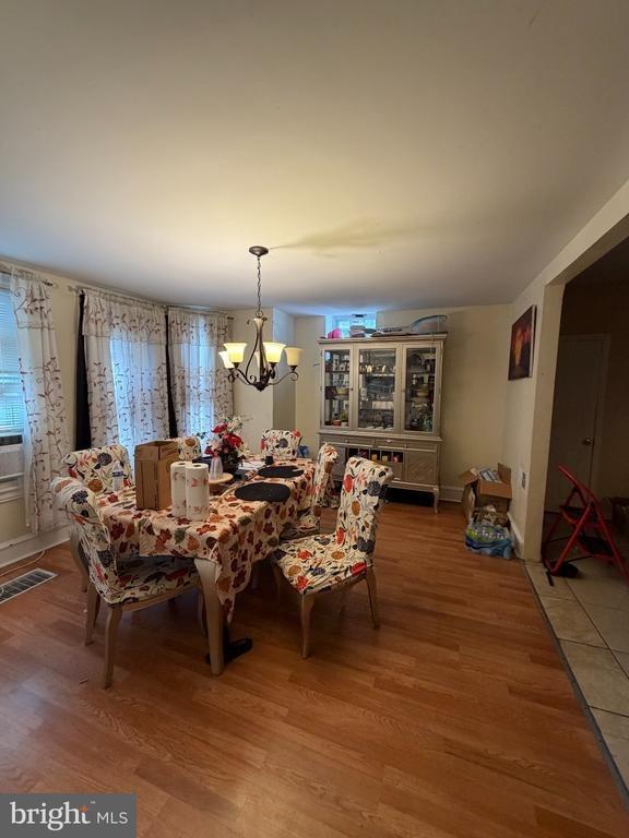 N Maple Ave, Lansdowne, PA 19050