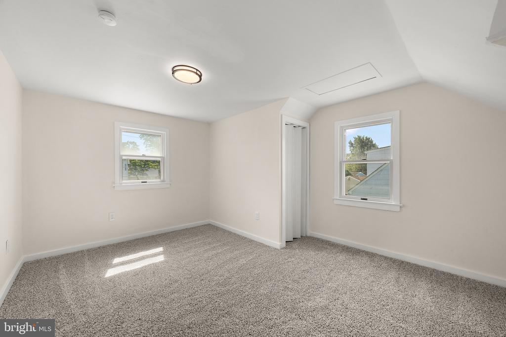 Penn Valley Ave, Bristol, PA 19007