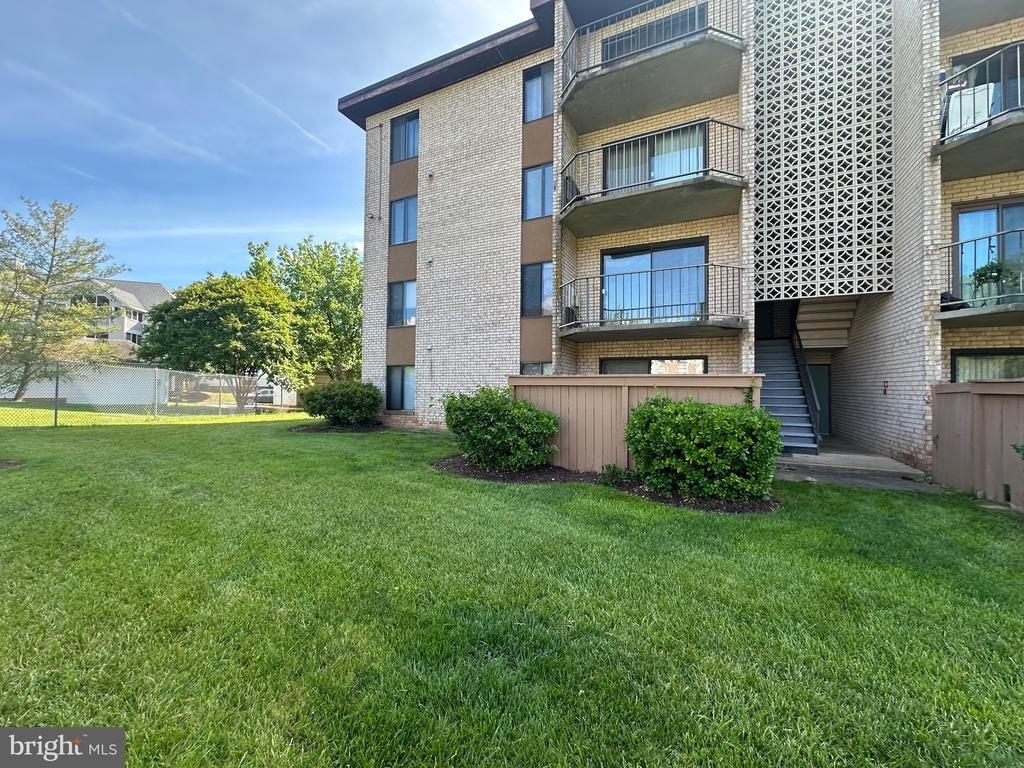 Hanover Pkwy, Greenbelt, MD 20770