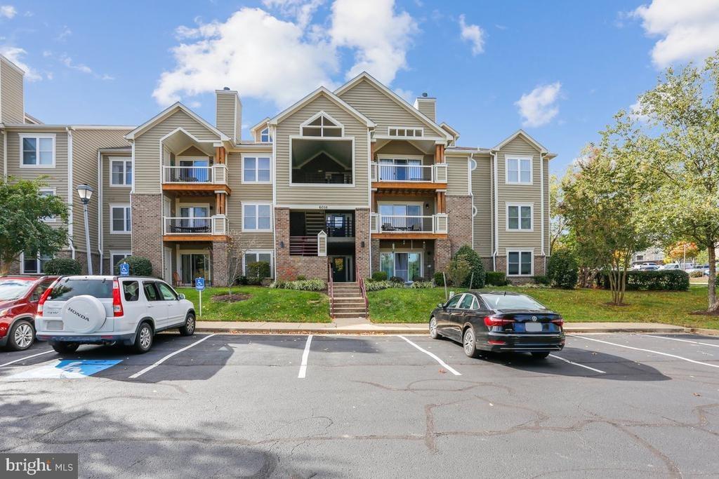 Admiral Dr, Annapolis, MD 21401