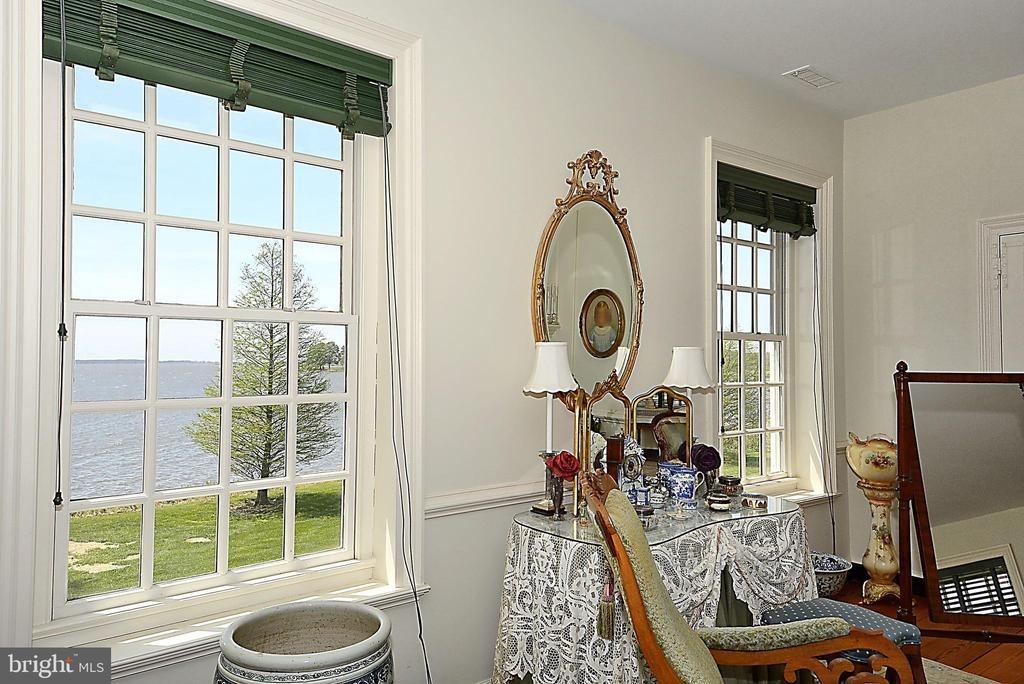 Locust Point Rd, Princess Anne, MD 21853