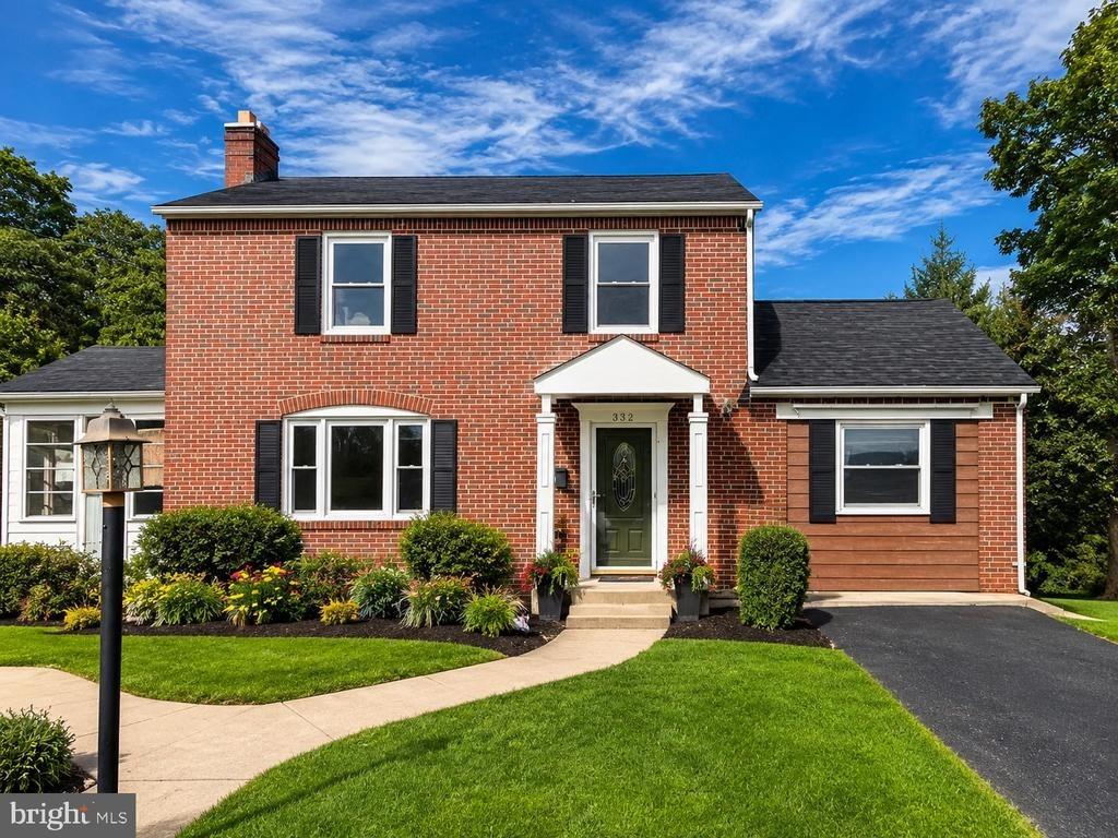 N Lee St, Woodstock, VA 22664