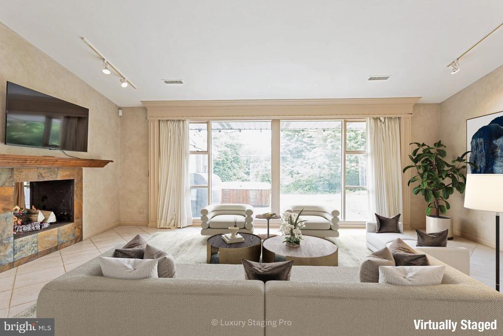 Long Meadow Rd, Pikesville, MD 21208