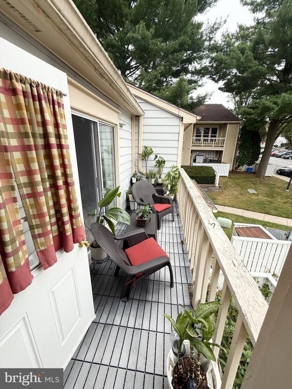 Appledowre Cir, Germantown, MD 20876