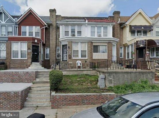 N 10th St, Philadelphia, PA 19141