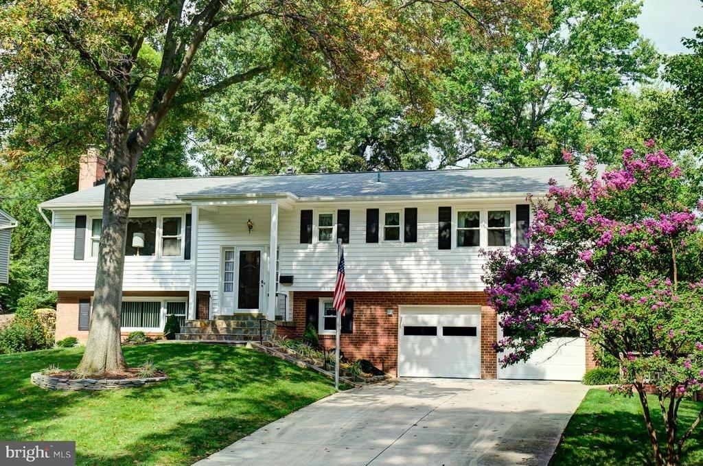 Orange Ct, Alexandria, VA 22309