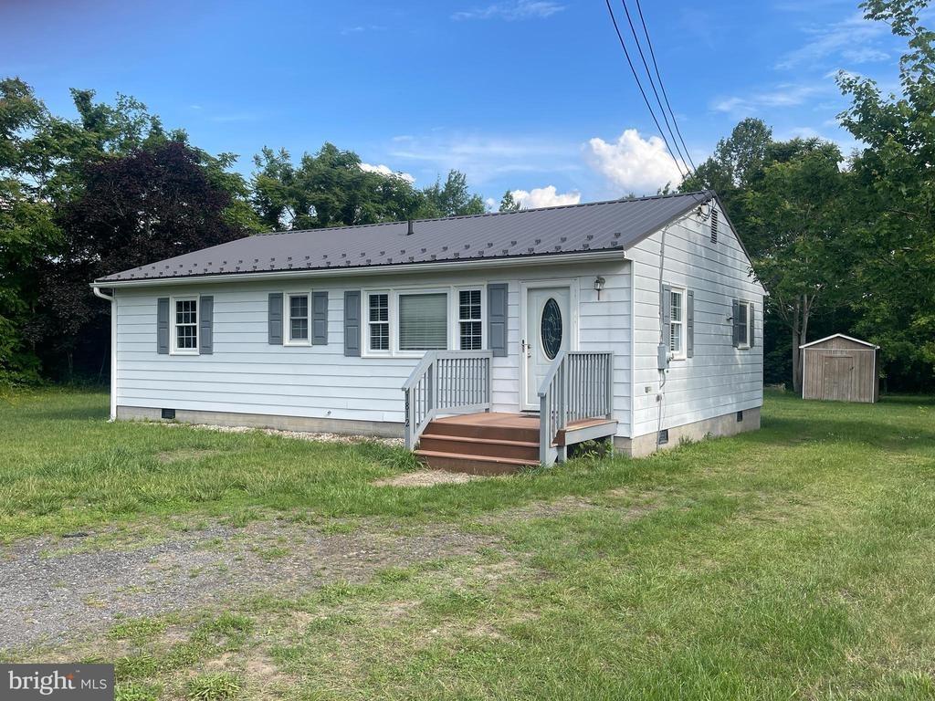 Snyder Rd, Warsaw, VA 22572