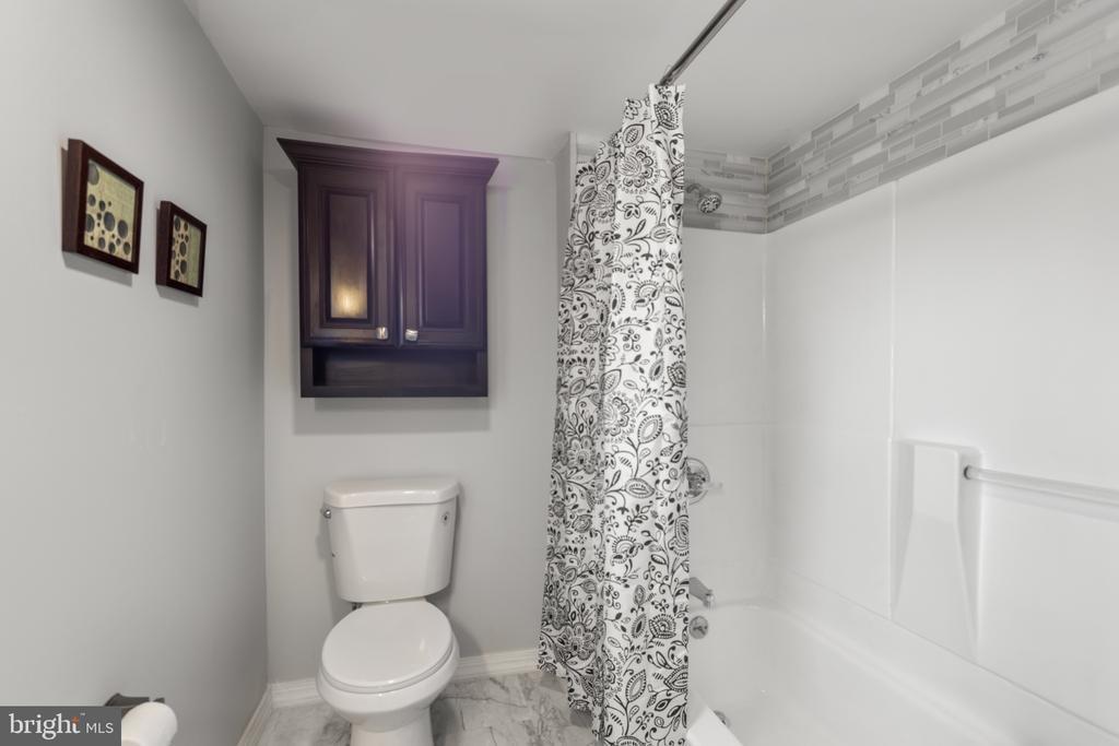 State St, Glassboro, NJ 08028