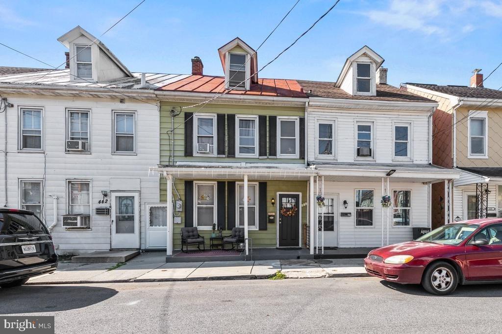 Pershing Ave, Lebanon, PA 17042
