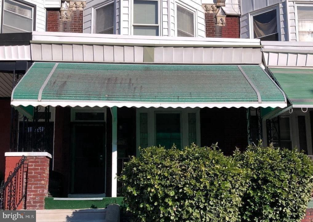 N 16th St, Philadelphia, PA 19140