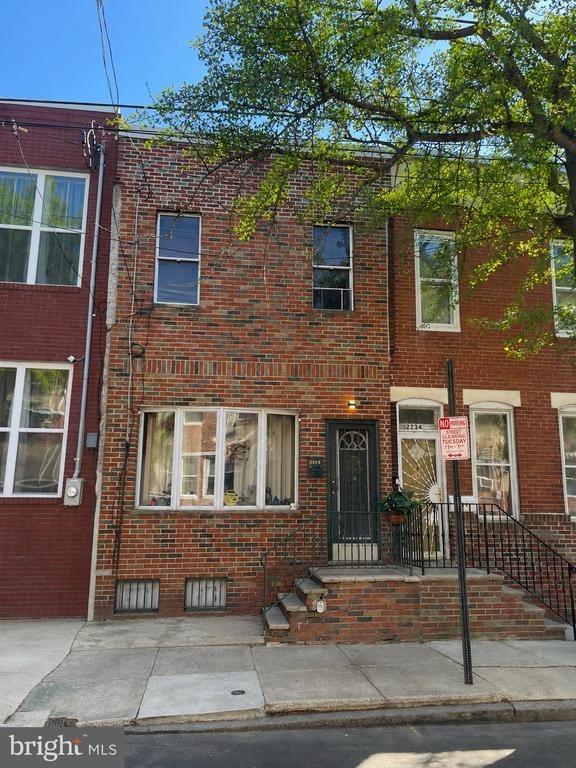Reed St, Philadelphia, PA 19146