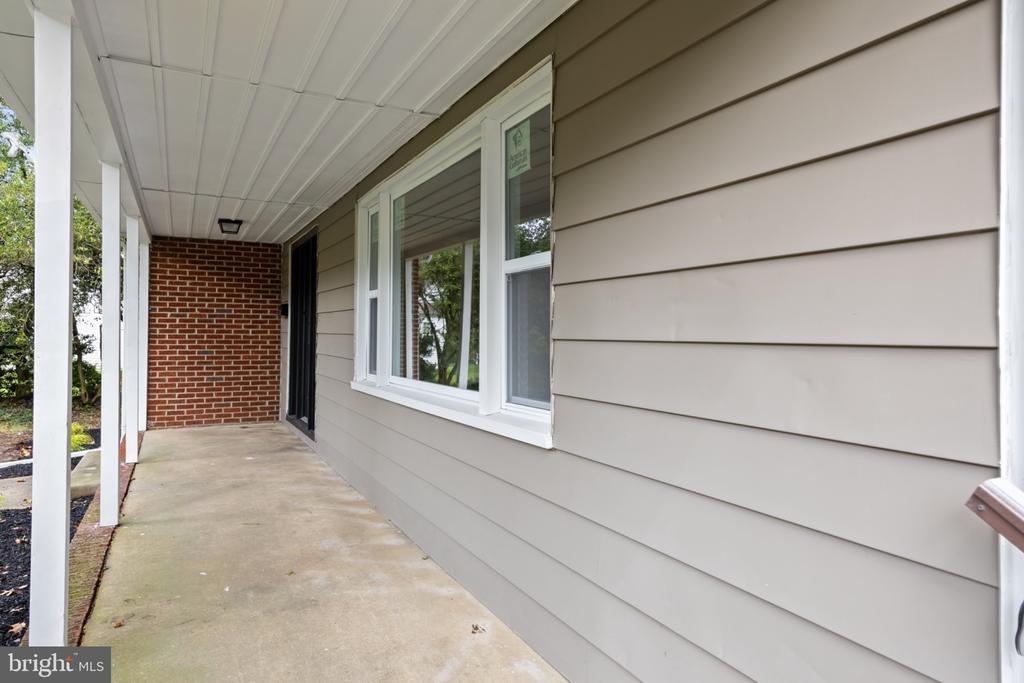 E Barber Ave, Woodbury, NJ 08096
