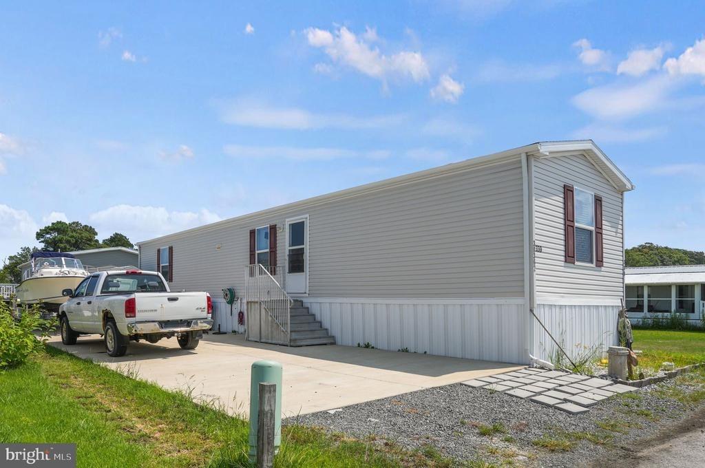Squirrel Rd, Ocean View, DE 19970