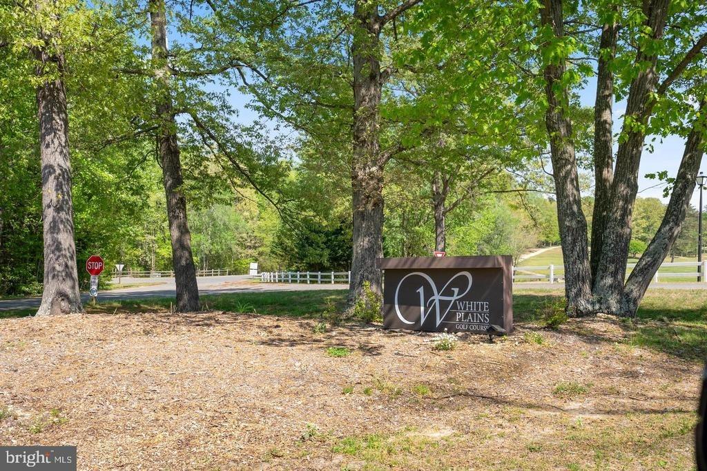 Royal Lytham Ln, Waldorf, MD 20602